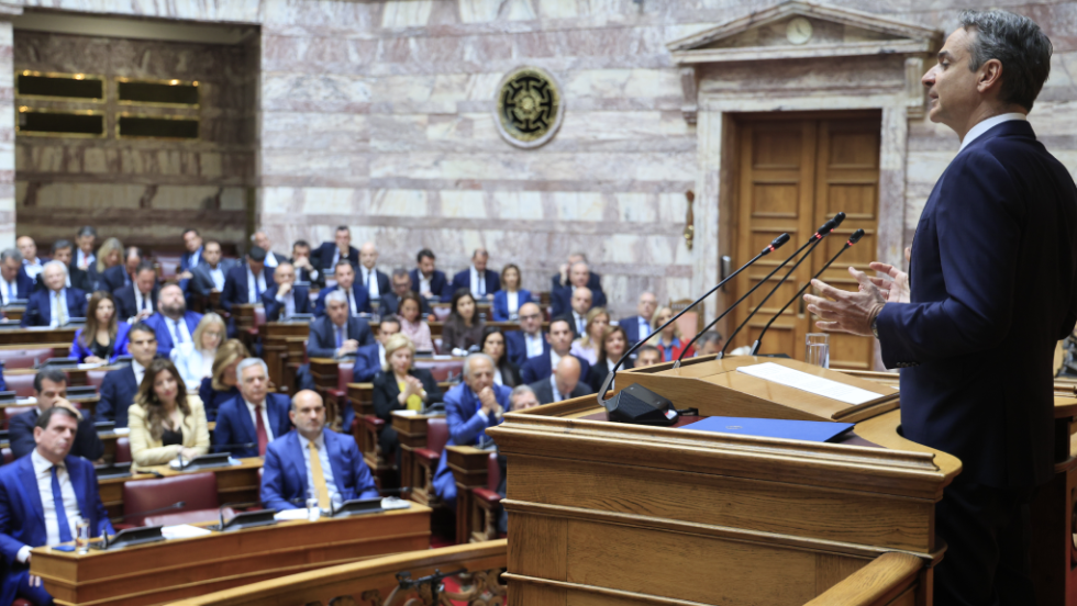 Δέκα «γαλάζιοι» προαναγγέλλουν νέο κόμμα: «Διάχυτη η διαφθορά του επιτελικού κράτους Μητσοτάκη»